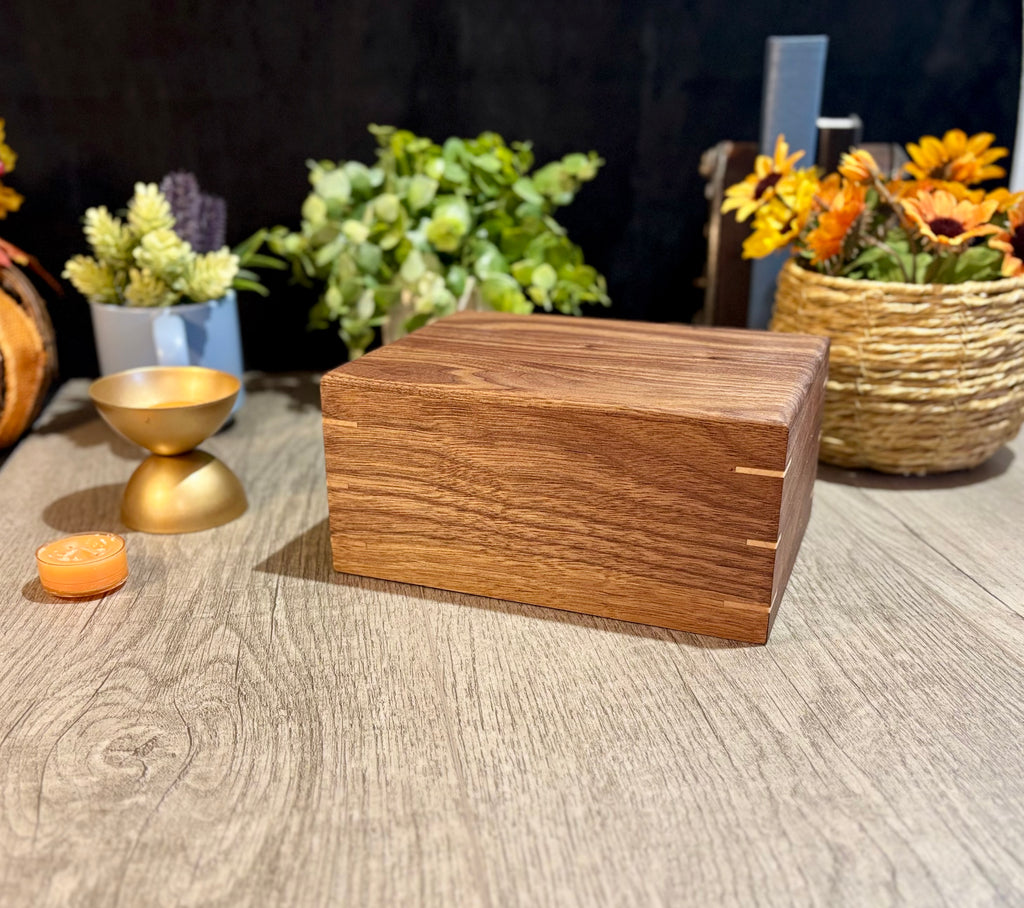 Walnut Urn Solid Top